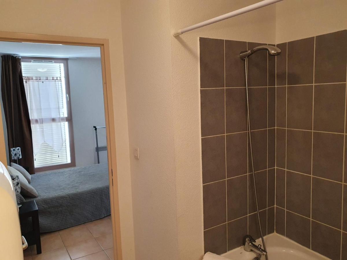 Joli Appartement T2 Dans Residence Avec Piscine, Hammam Et Parking Gratuits Carcassonne Dış mekan fotoğraf